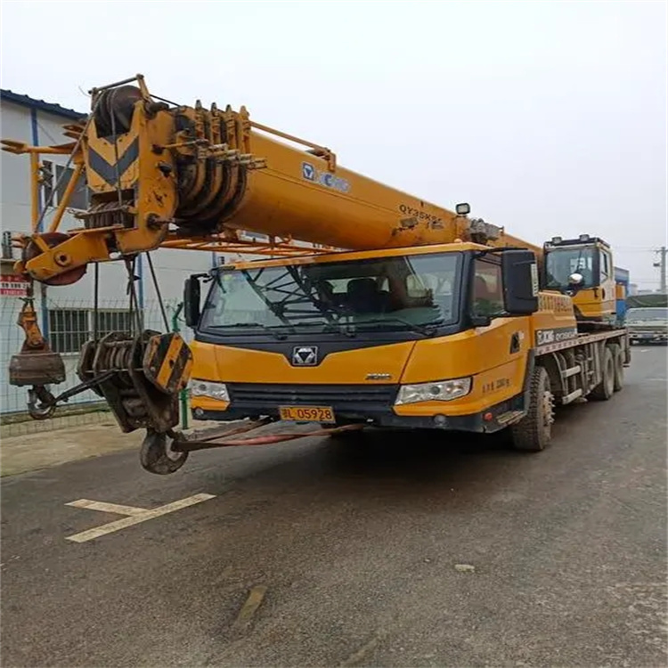 胡场镇吊车出租保险：全面覆盖，安全无忧