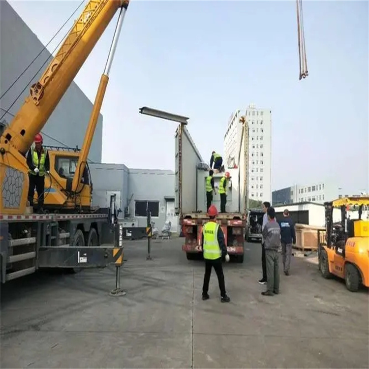 胡场镇如何找到附近的吊车救援服务