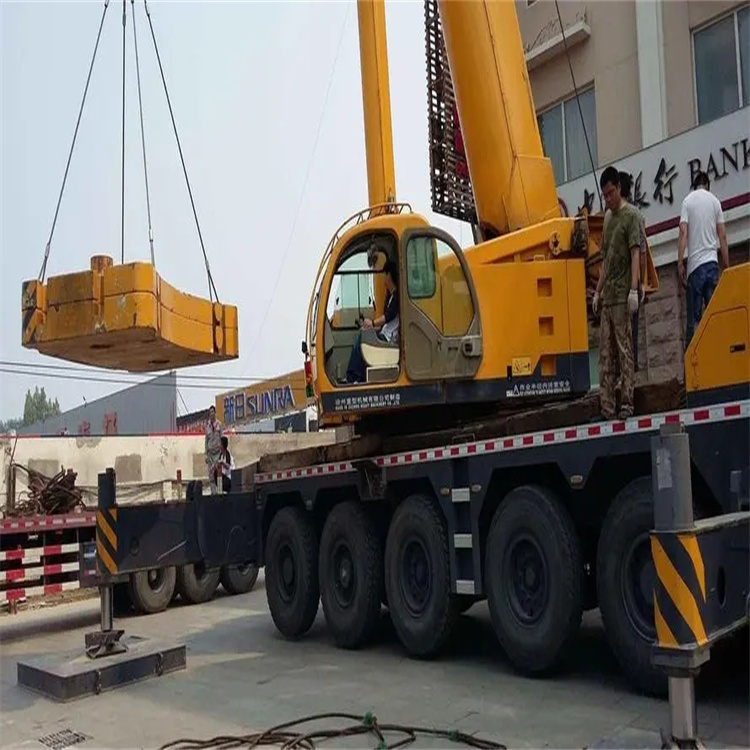 胡场镇当地吊车出租|机器吊装|75吨|工厂搬迁服务