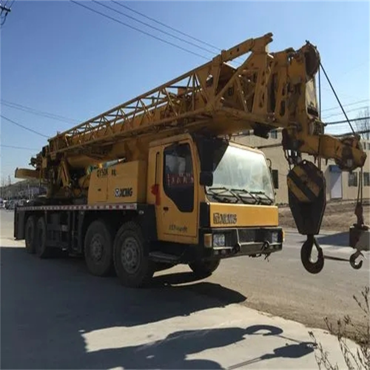 胡场镇哪里有专业吊车出租